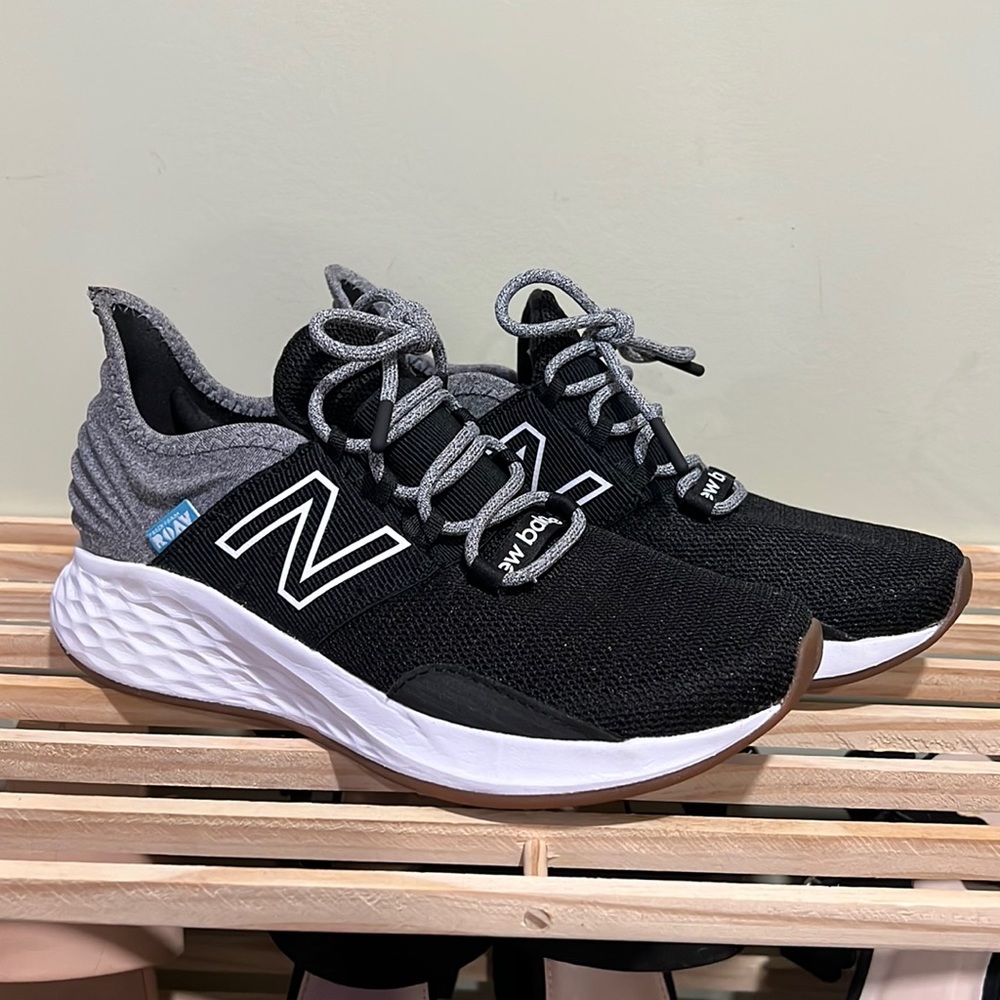 NEW! NB ROVA SNEAKERS